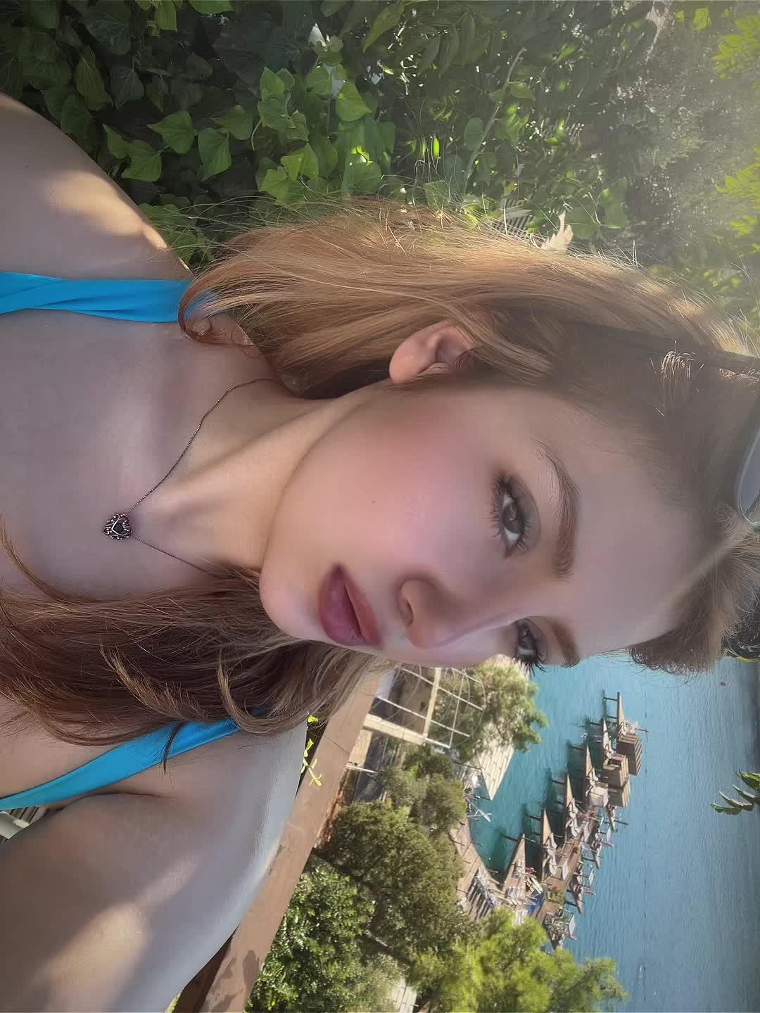 @🪽