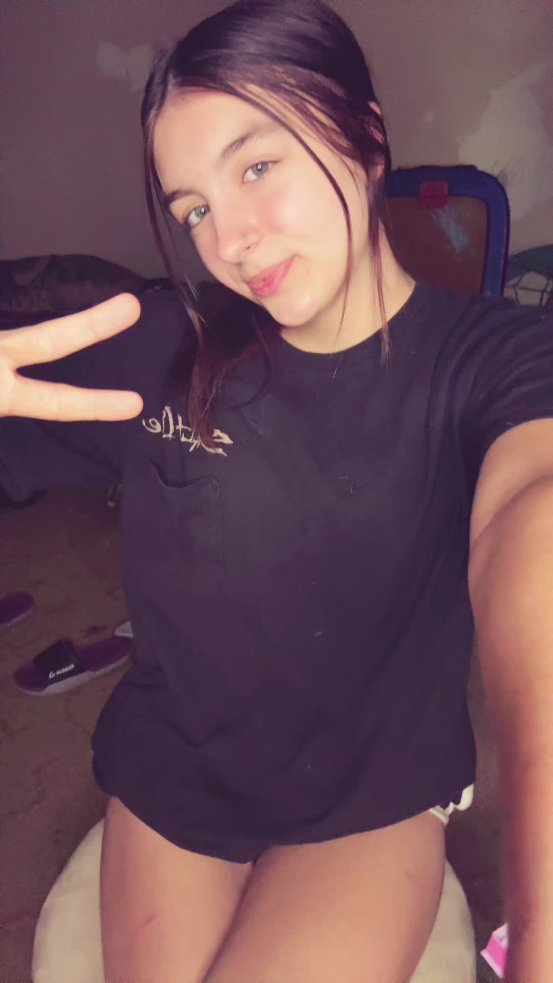 @Emilyyy18