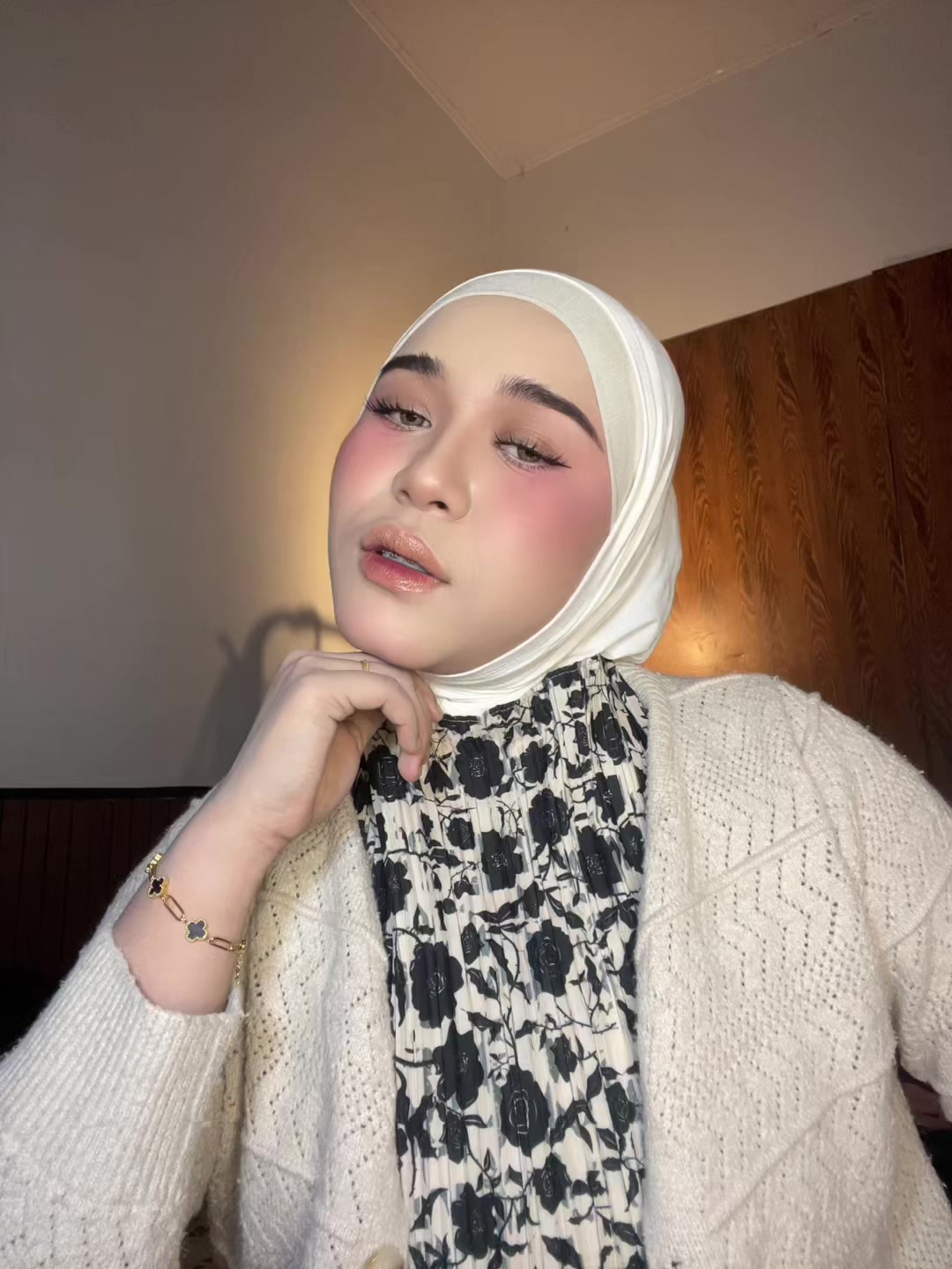 @Faniii˚✿˖°