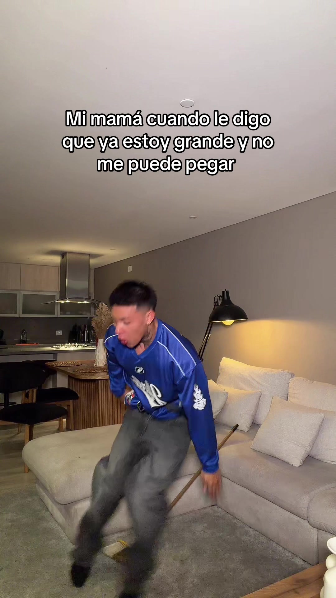 @Frey