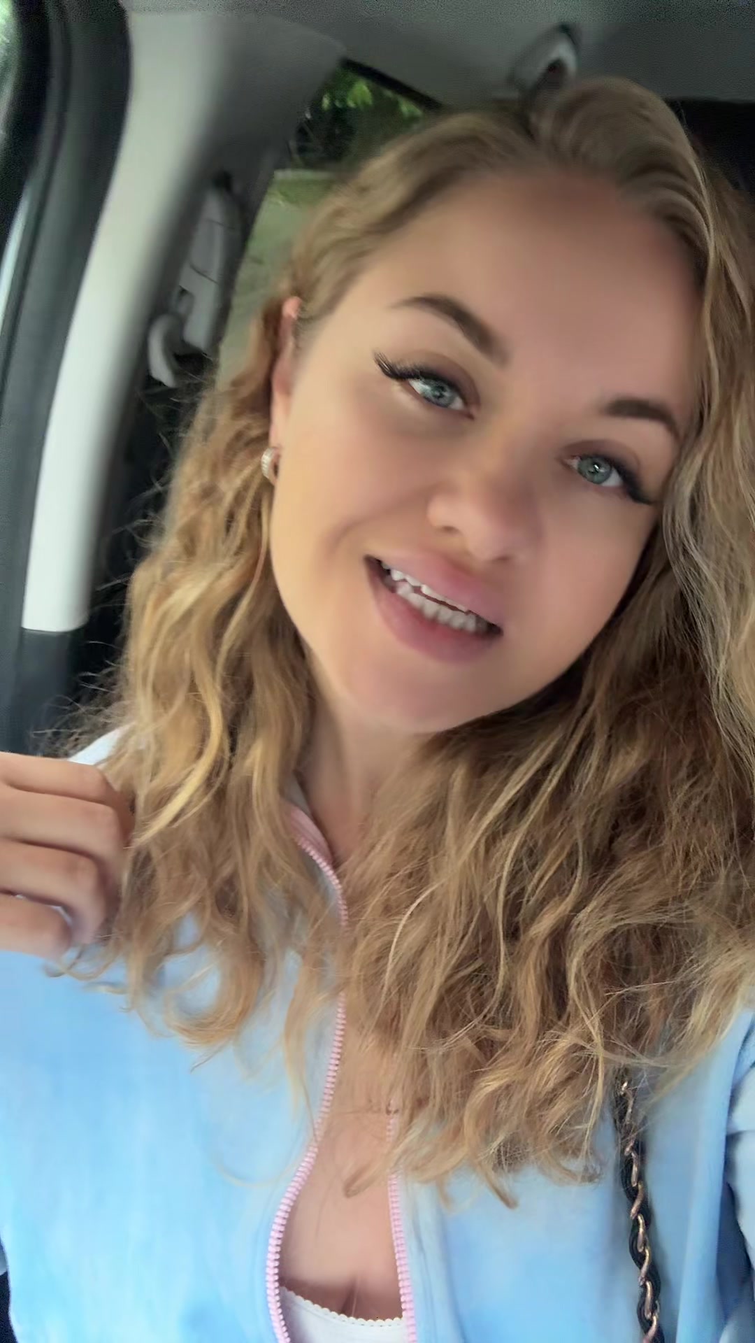 @Анюта