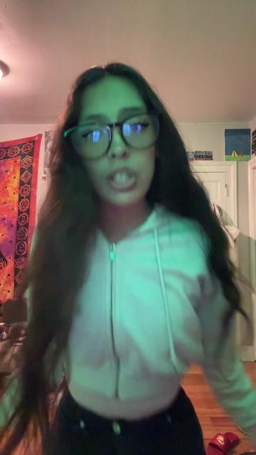 @Imbaddiekae