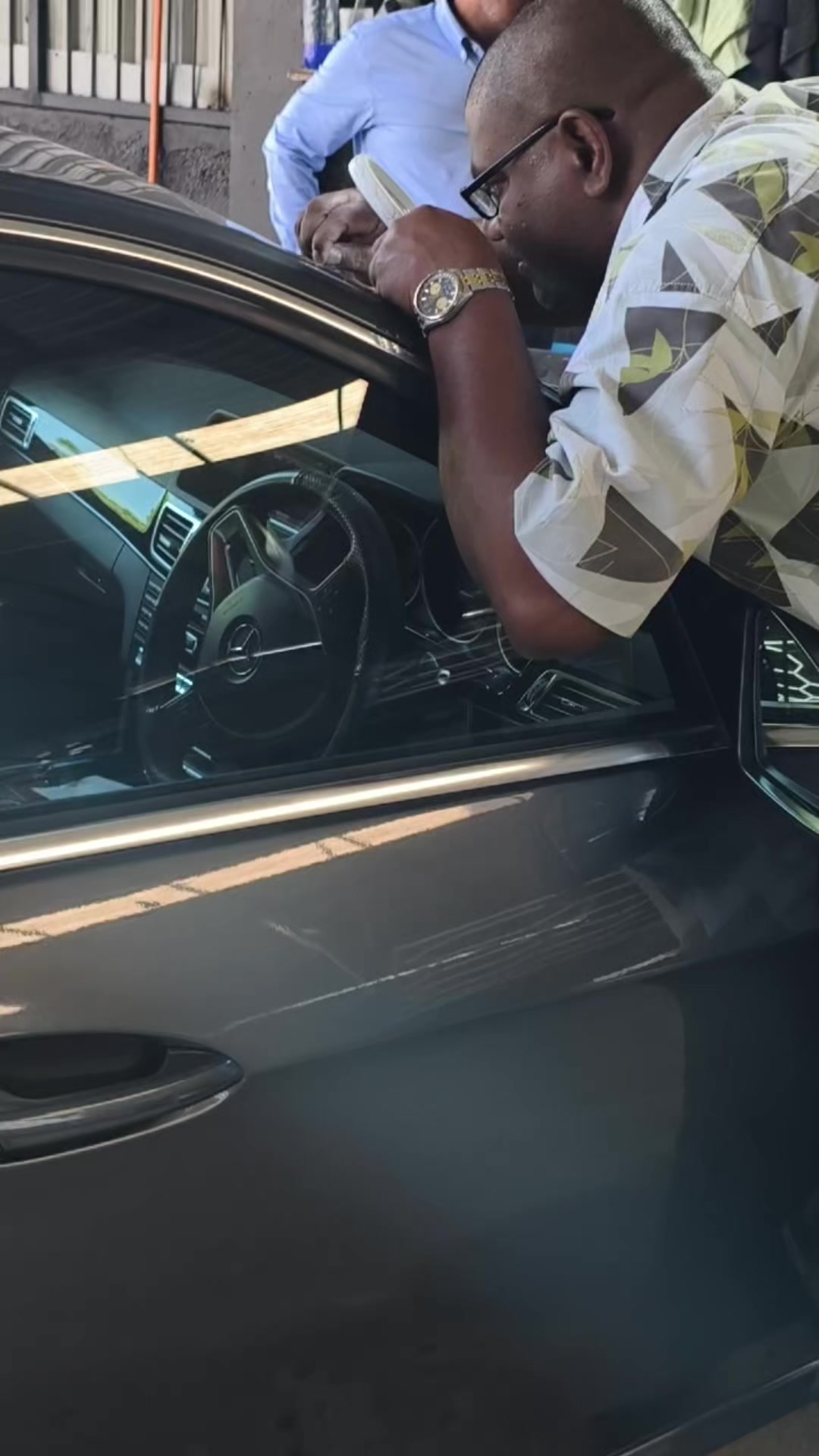 @Windscreen Polishing Moratuwa