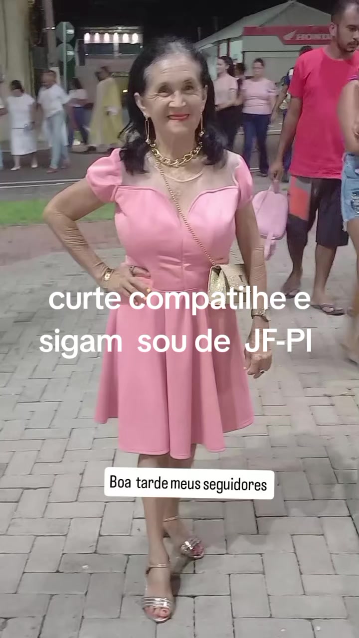 @Izoniaoficial