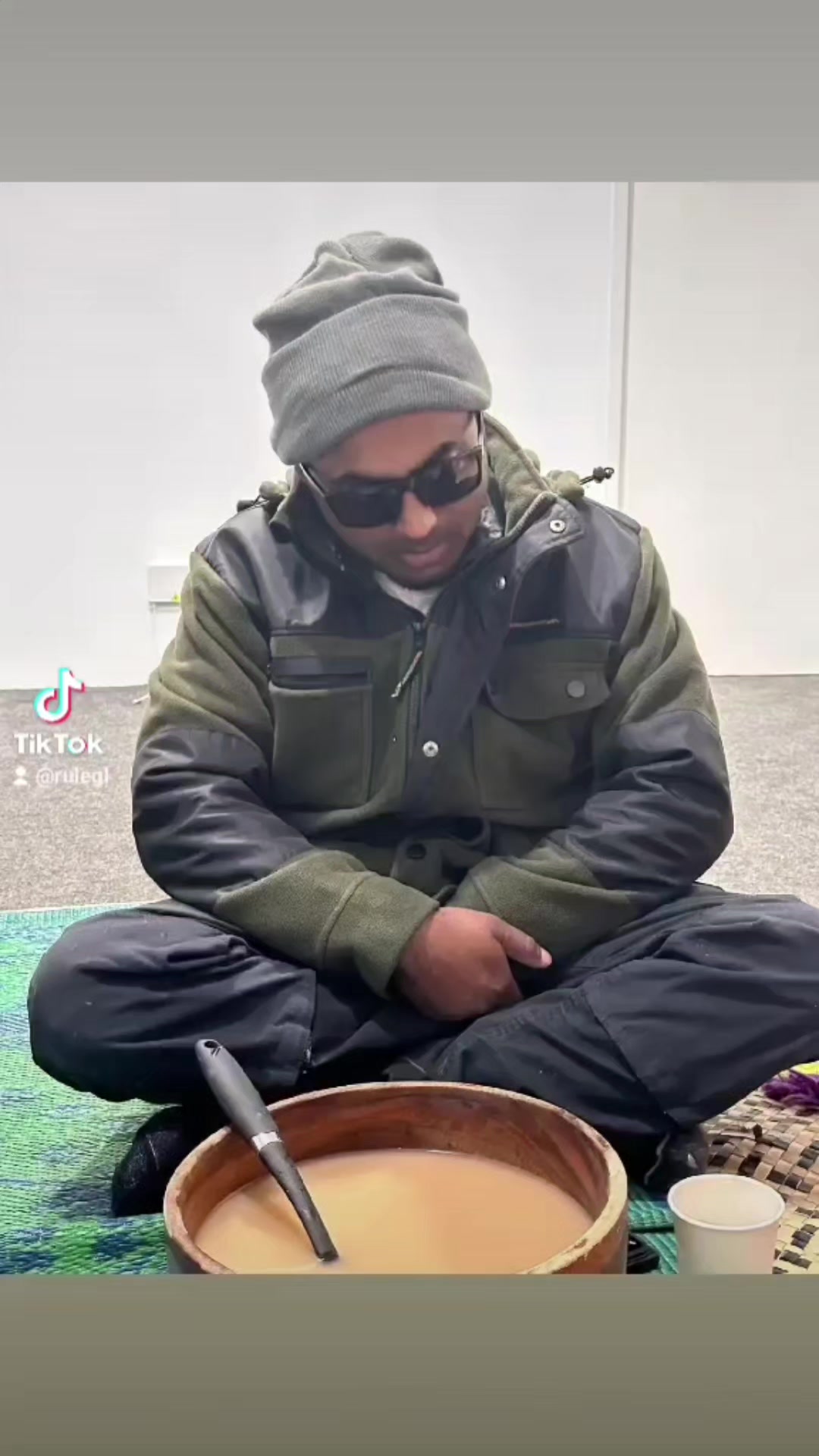 @MR K1NG