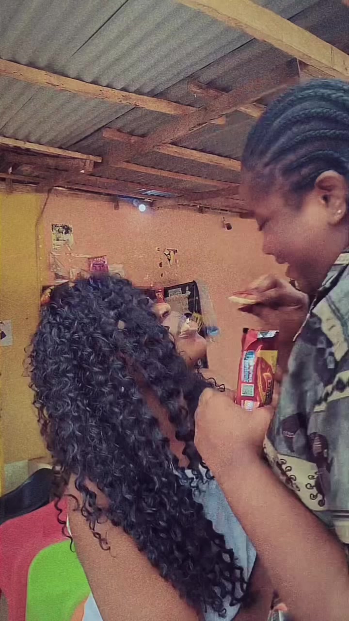 @MELANIN POPIN