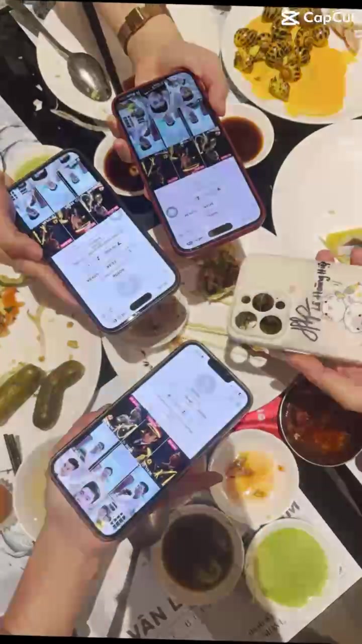 @Trưởng Fan M&ecirc; SOT06