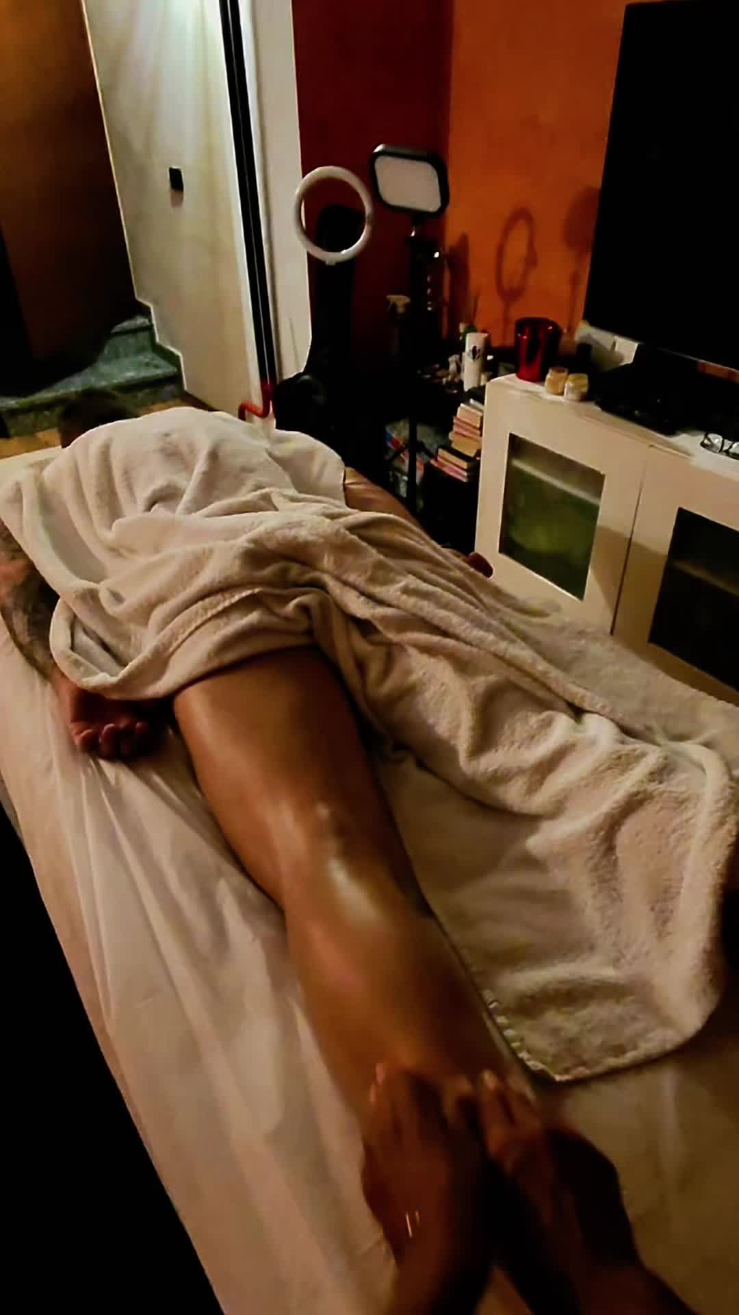 @barefootmassageex