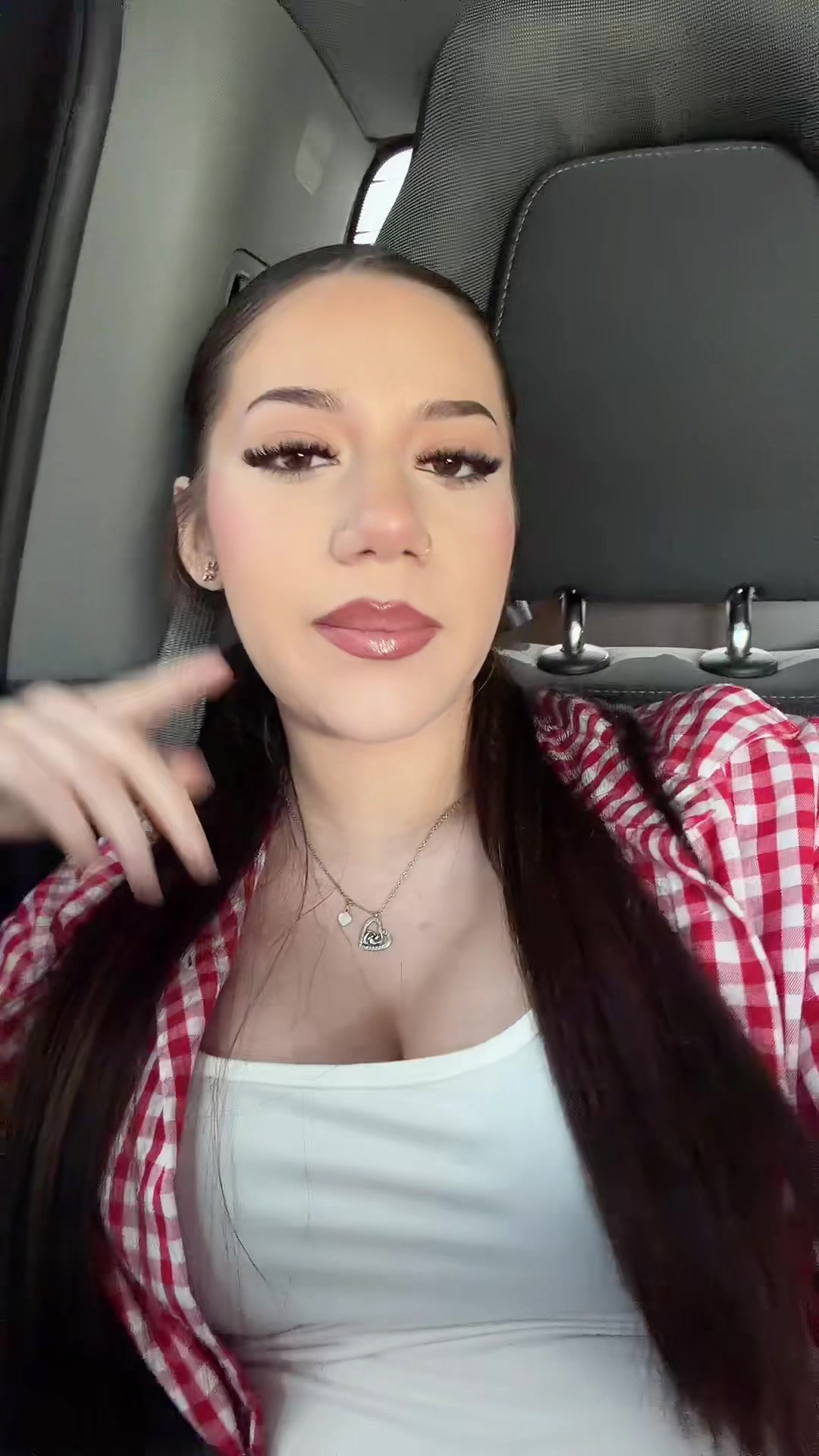 @angela