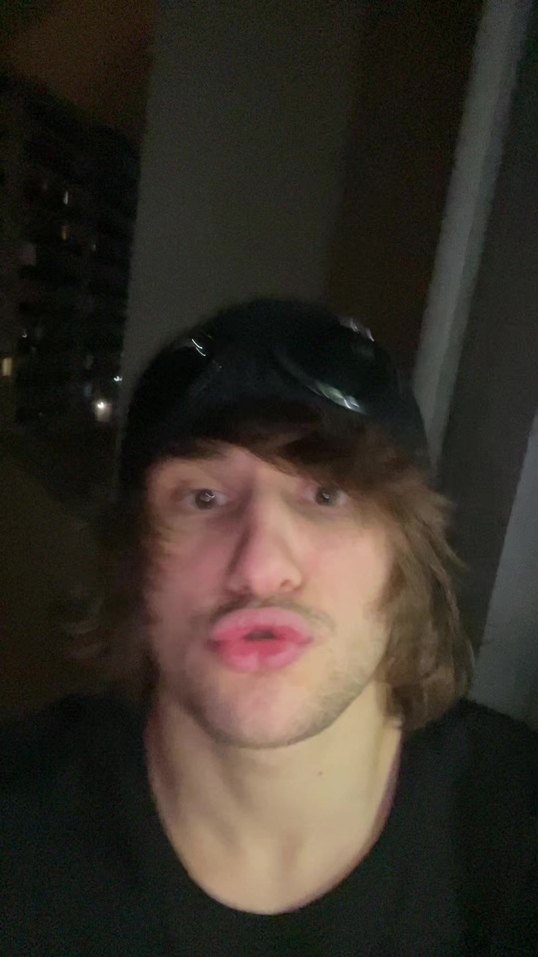 @_machar_