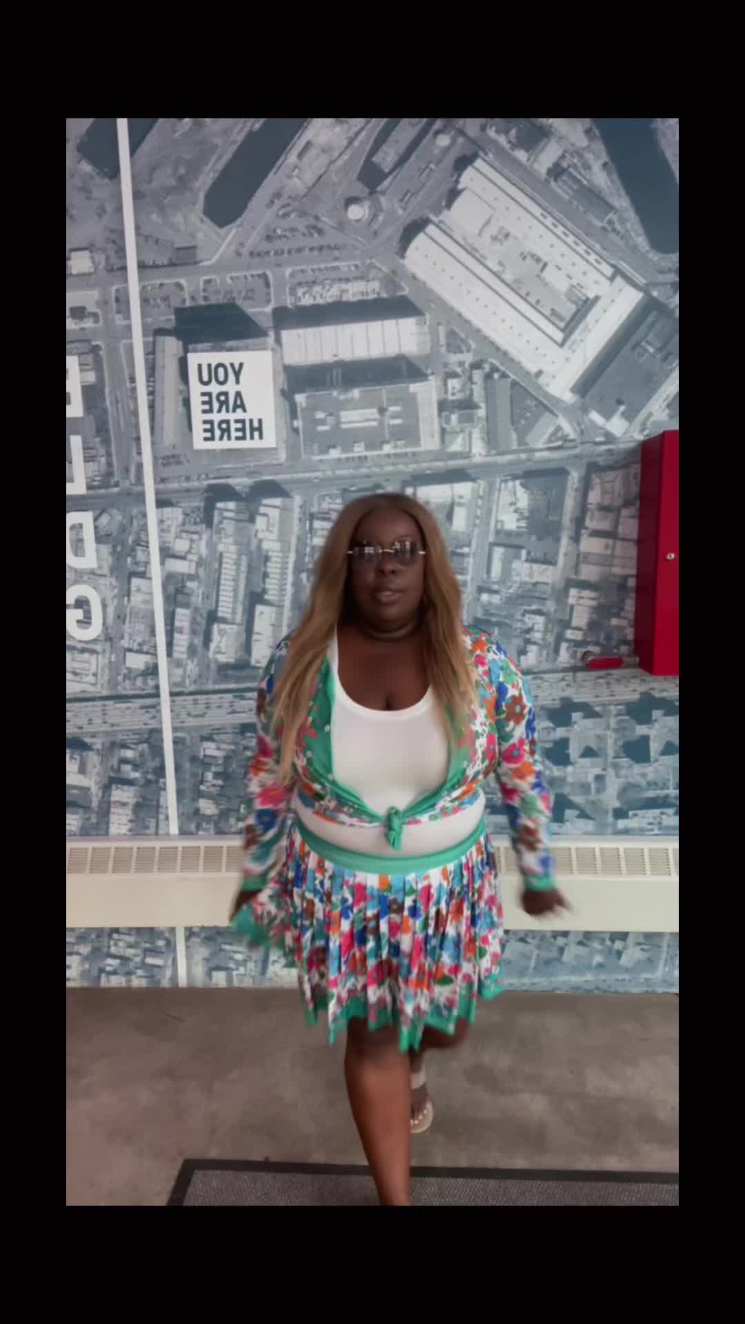 @newswithb