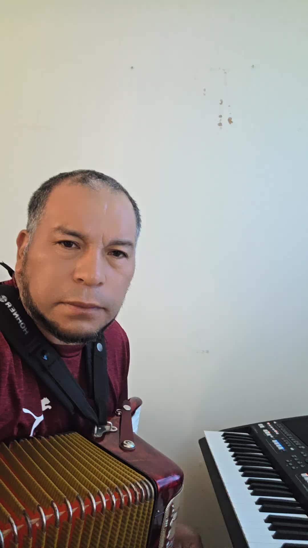 @🎹. J. Q. RUMBERA,🎸🇪🇨🐎🦍🍷