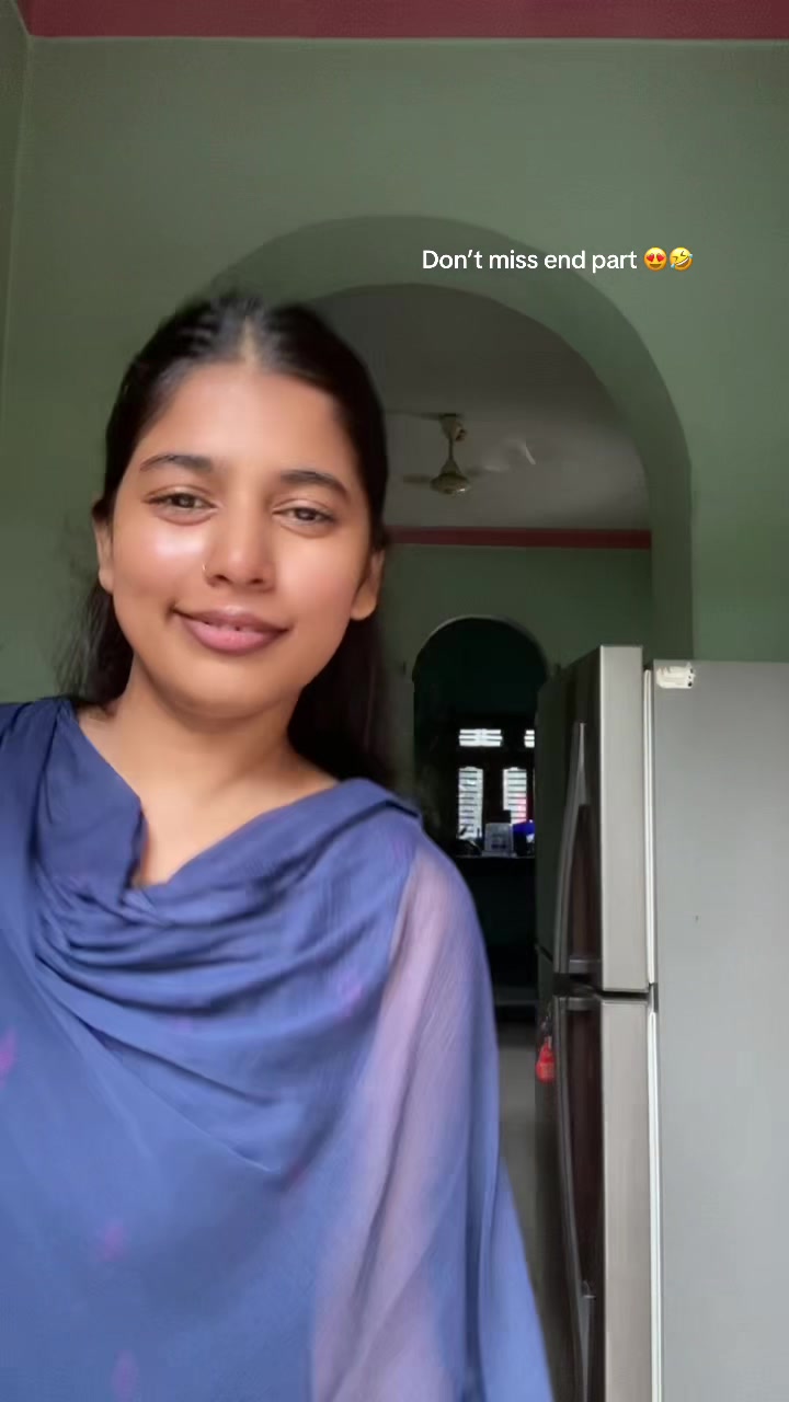 @Anushka 🎀