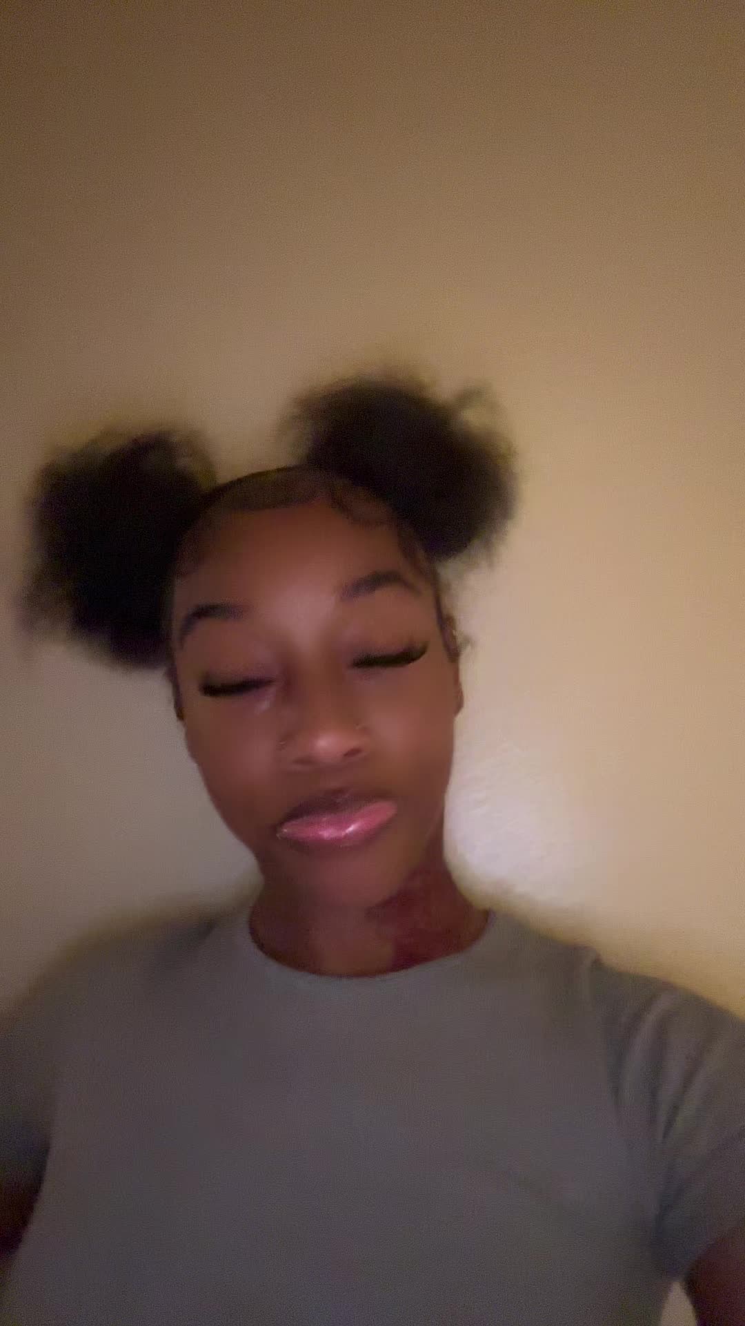 @Slimgoodieee😏