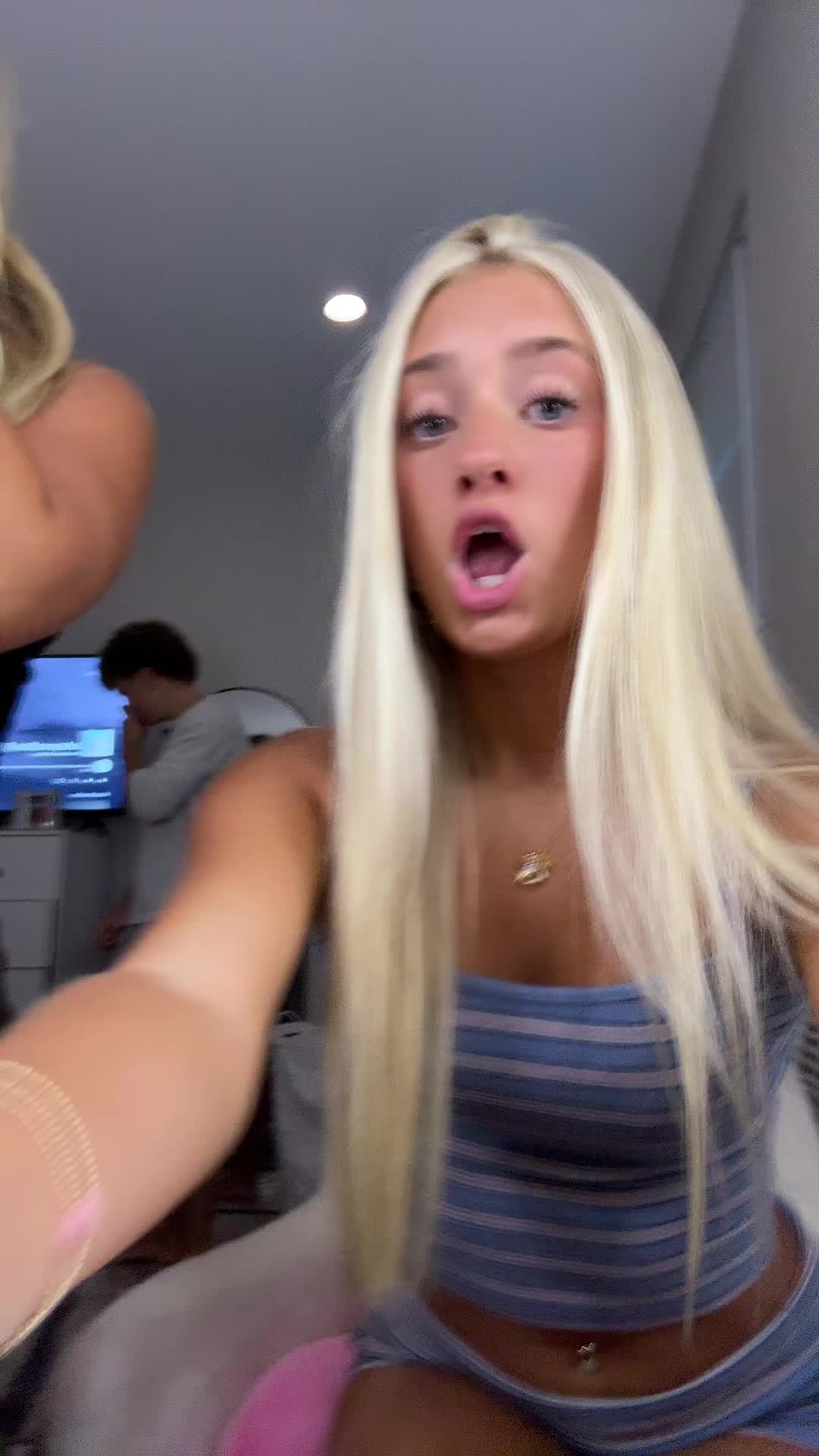 @ly🪽
