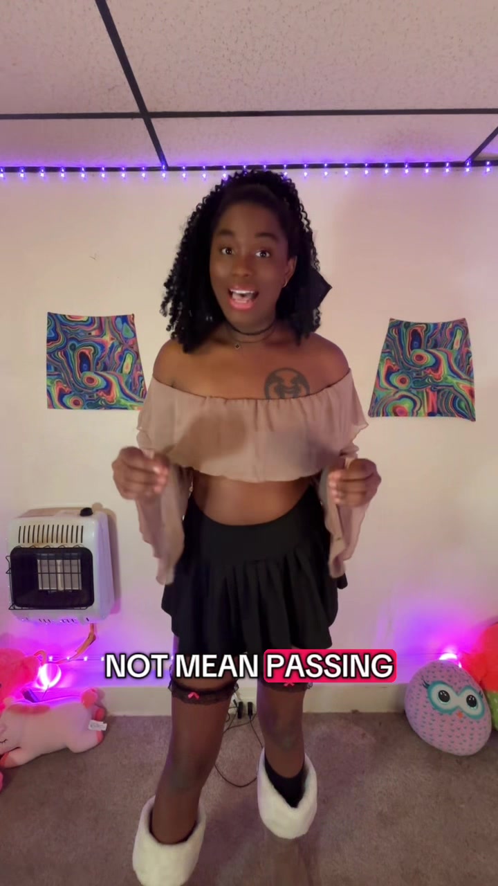 @naomithefemcoach