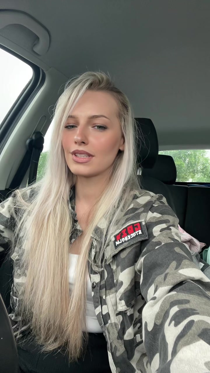@Viviisbroken