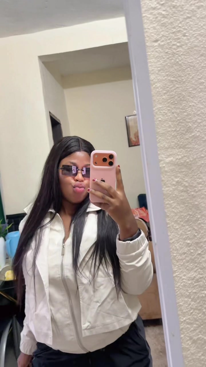 @Leticia Mewou 🍫❤️🇨🇲