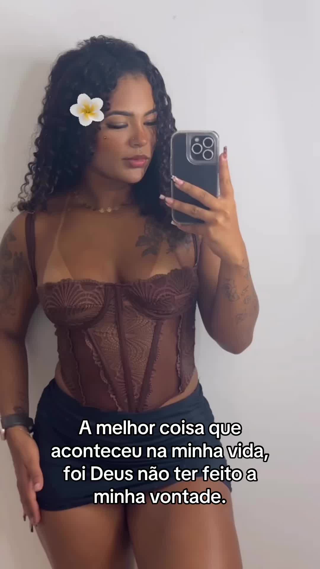 @Izah Freitas