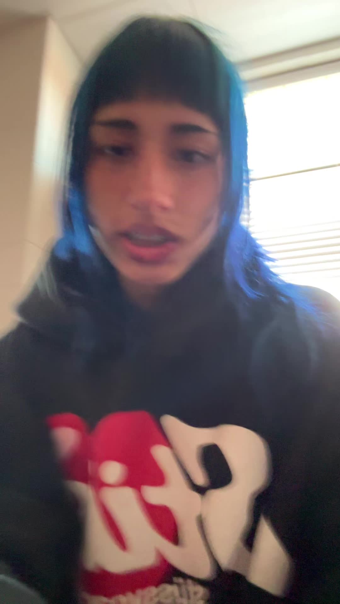 @≽ܫ≼