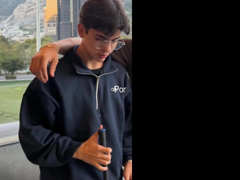 @𝓡