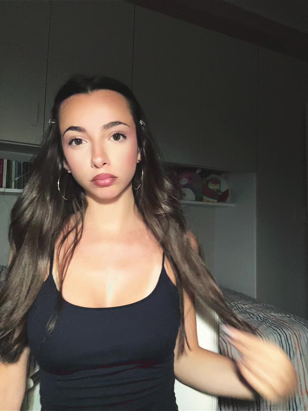 @𝐌