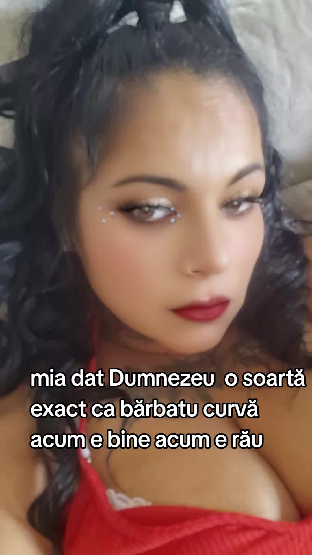 @Doar eu și atāt🖤🖤🖤🖤