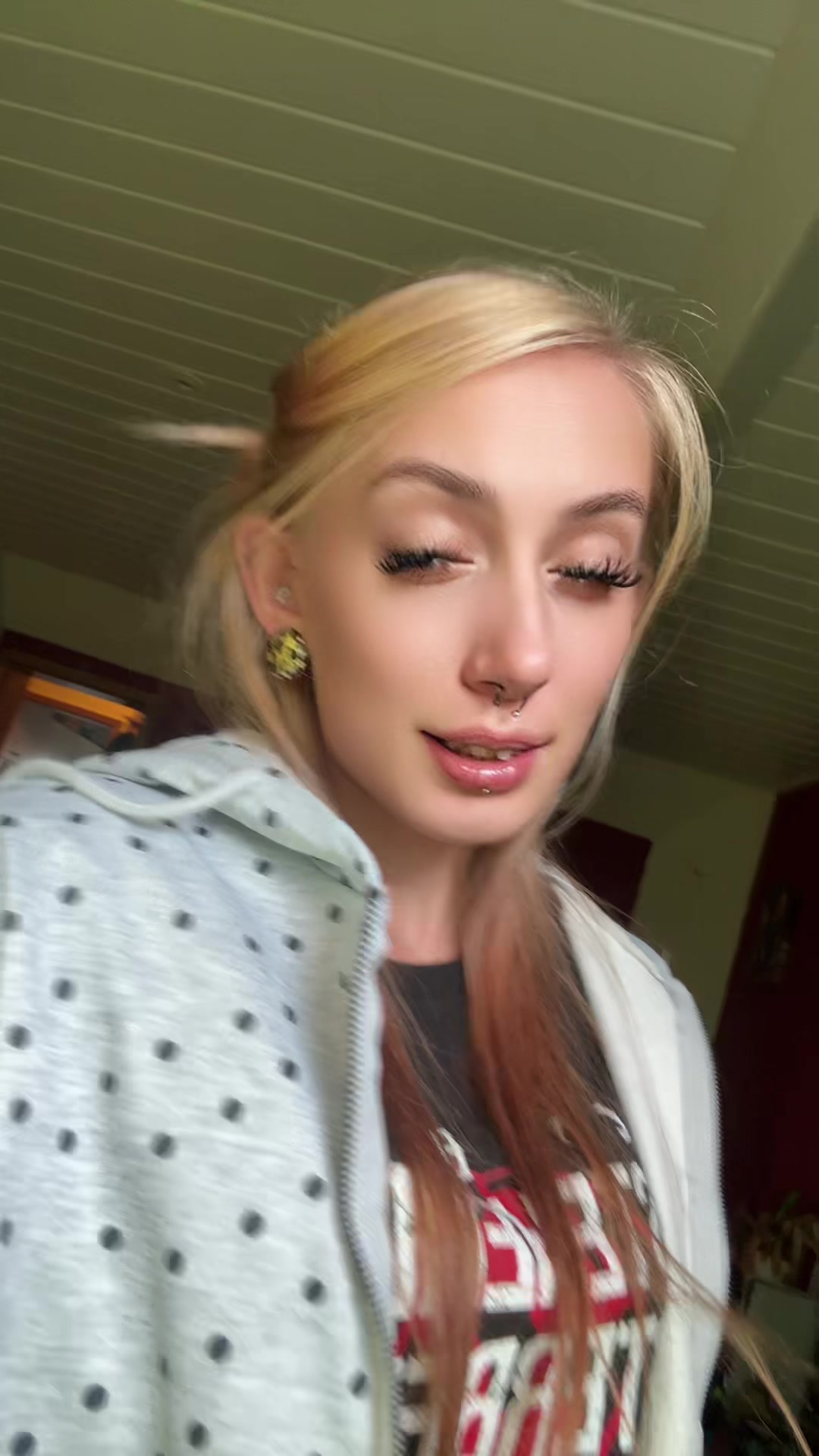 @Livinoox