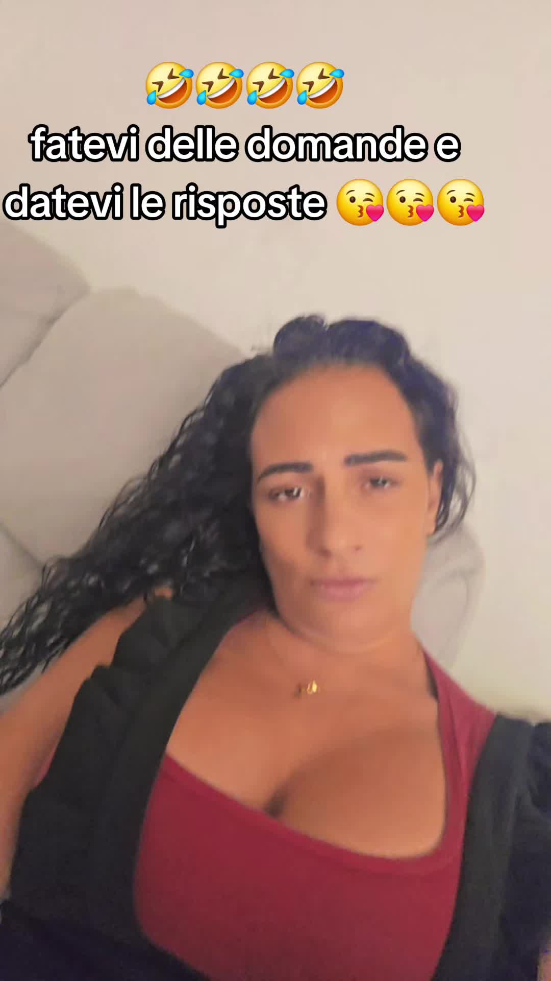 @luanaesalvo