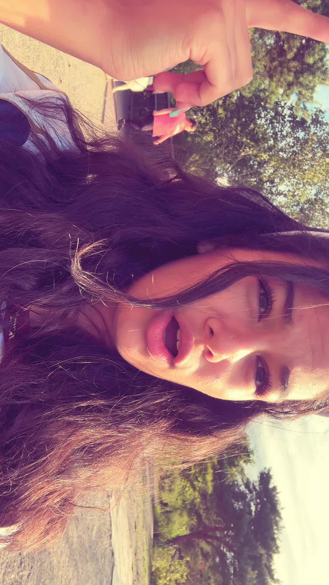 @shanaya24100