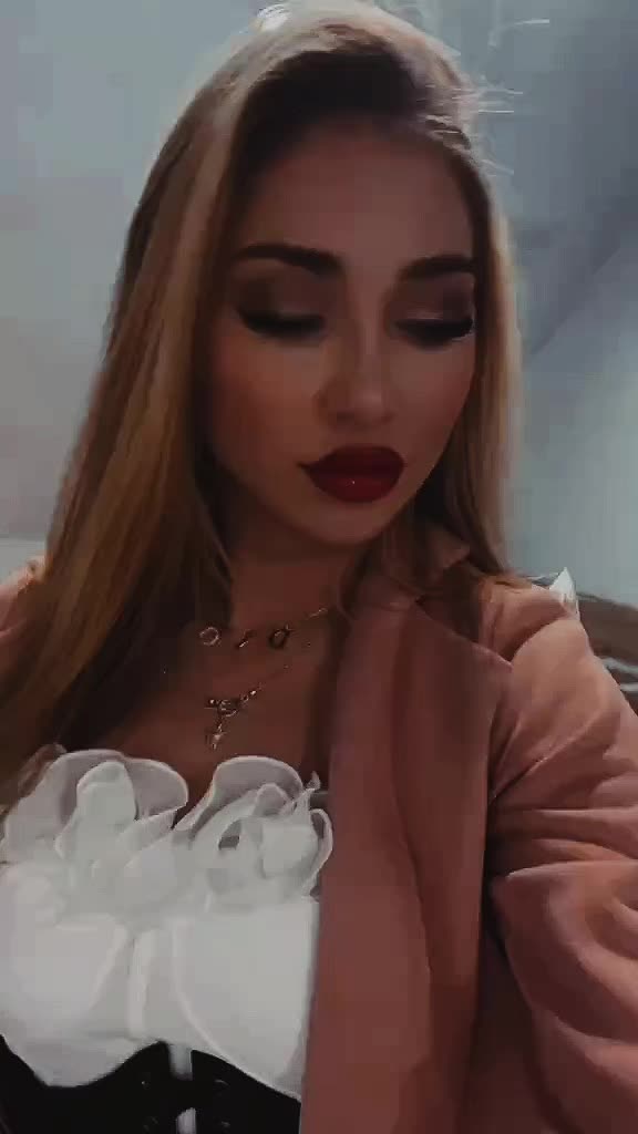 @𝓜𝔂𝓷𝓲𝓪 🦋🐭