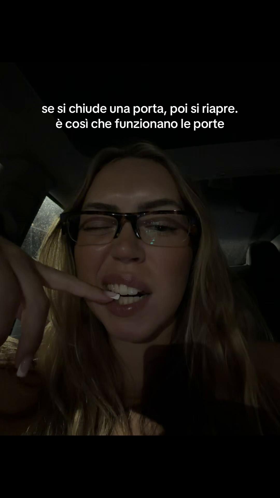 @isabelllola