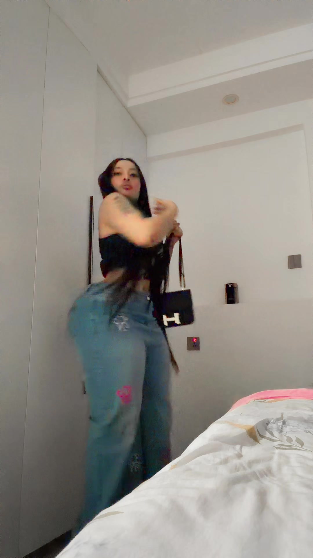 @Ntazola Gloria