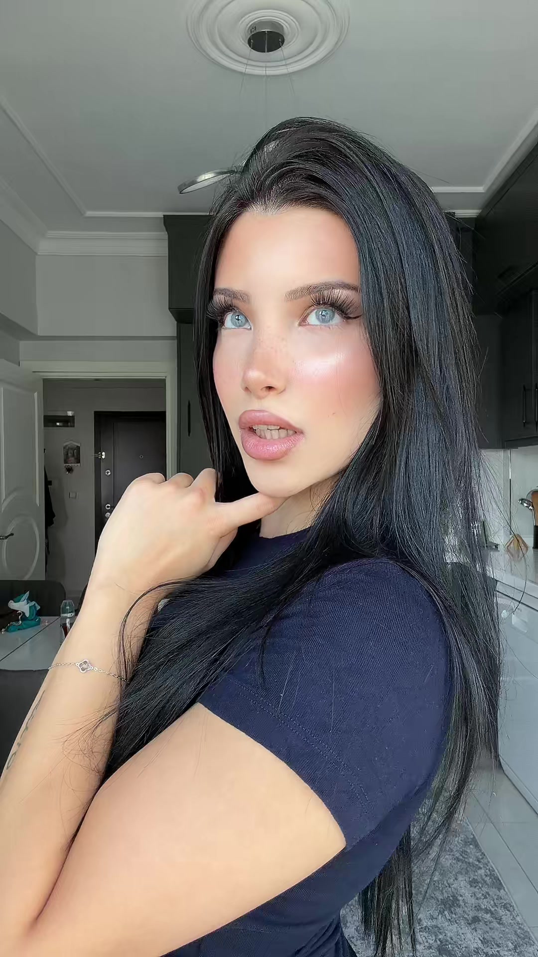 @Nisa