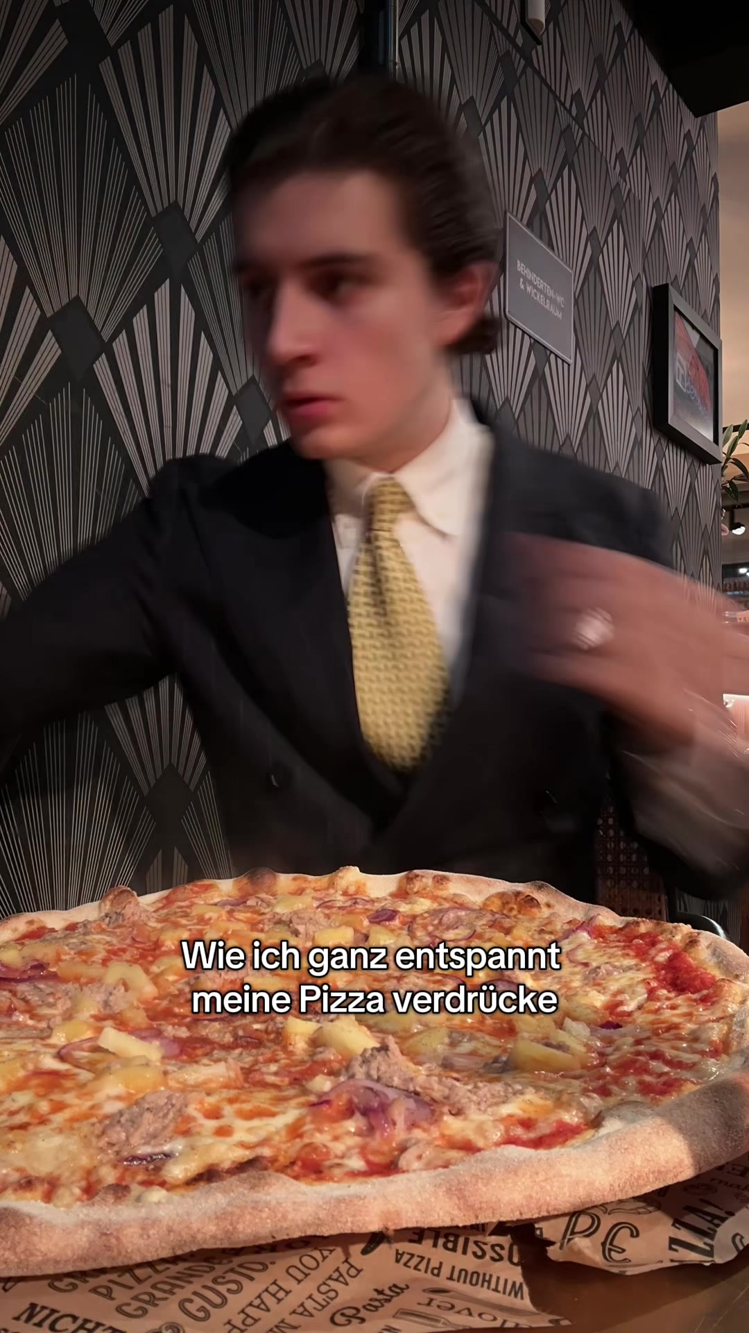 @Julius Nedeltschev