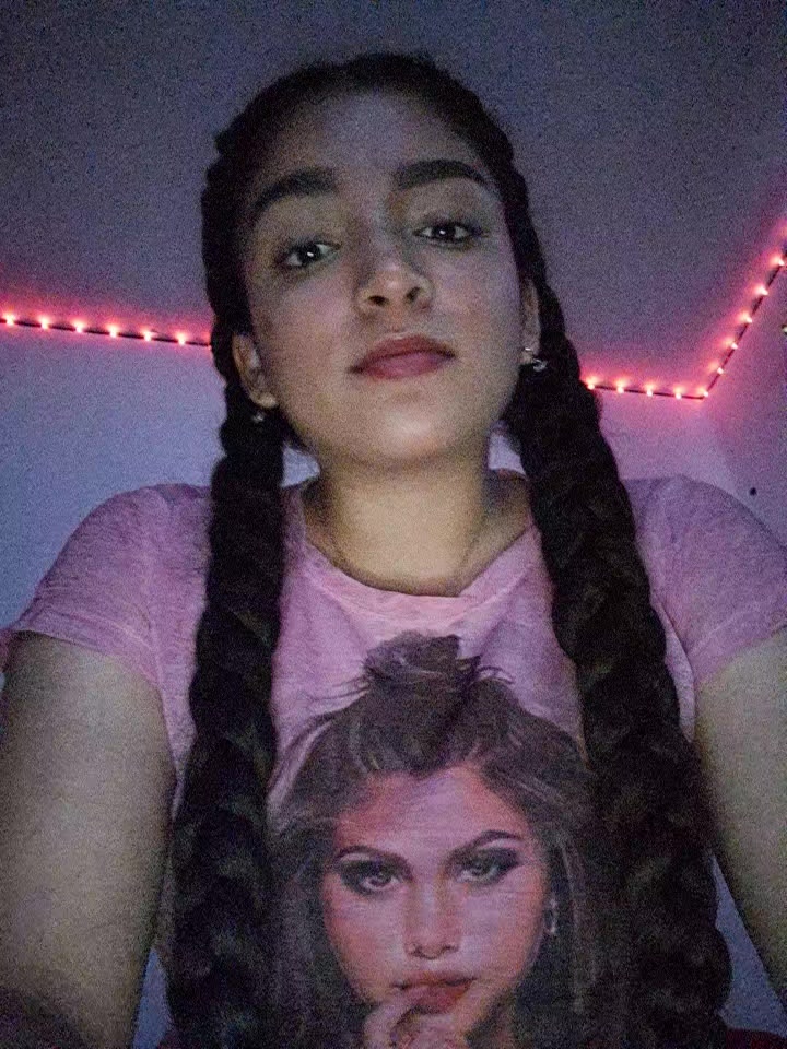 @aleja👩🏻&zwj;🌾⚡️