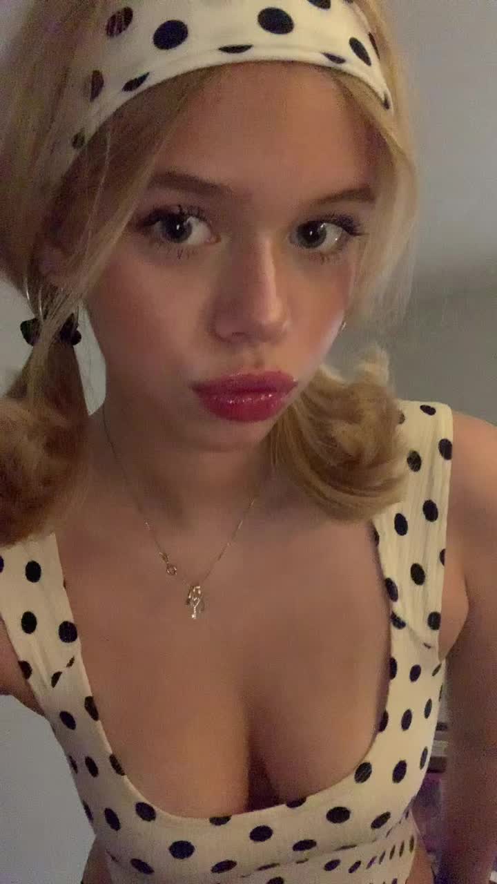 @𝓓𝓸𝓵𝓵𝓲♡