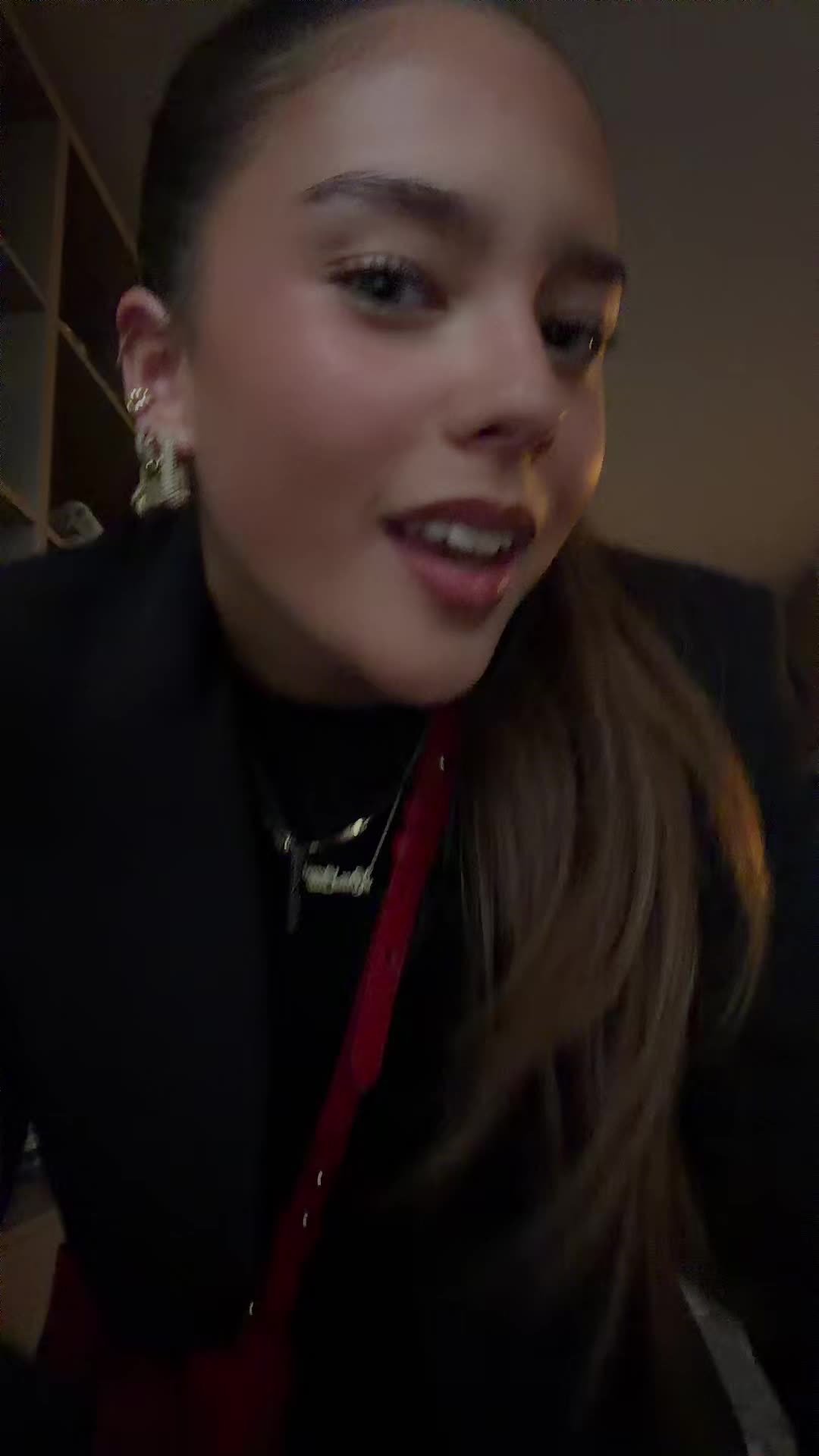 @𝐋𝐨𝐮 𝐇𝐚𝐠𝐞𝐧