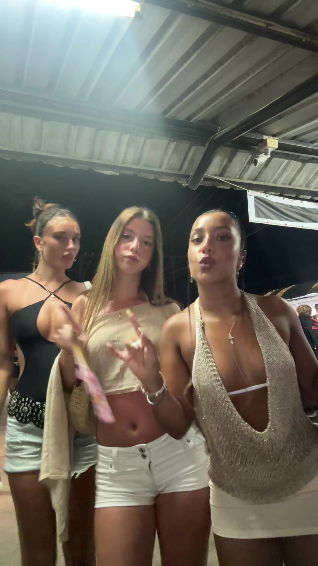 @tzevetthailand_