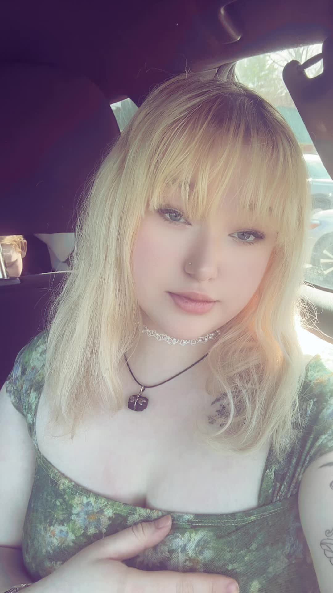 @PsychoHotBlonde