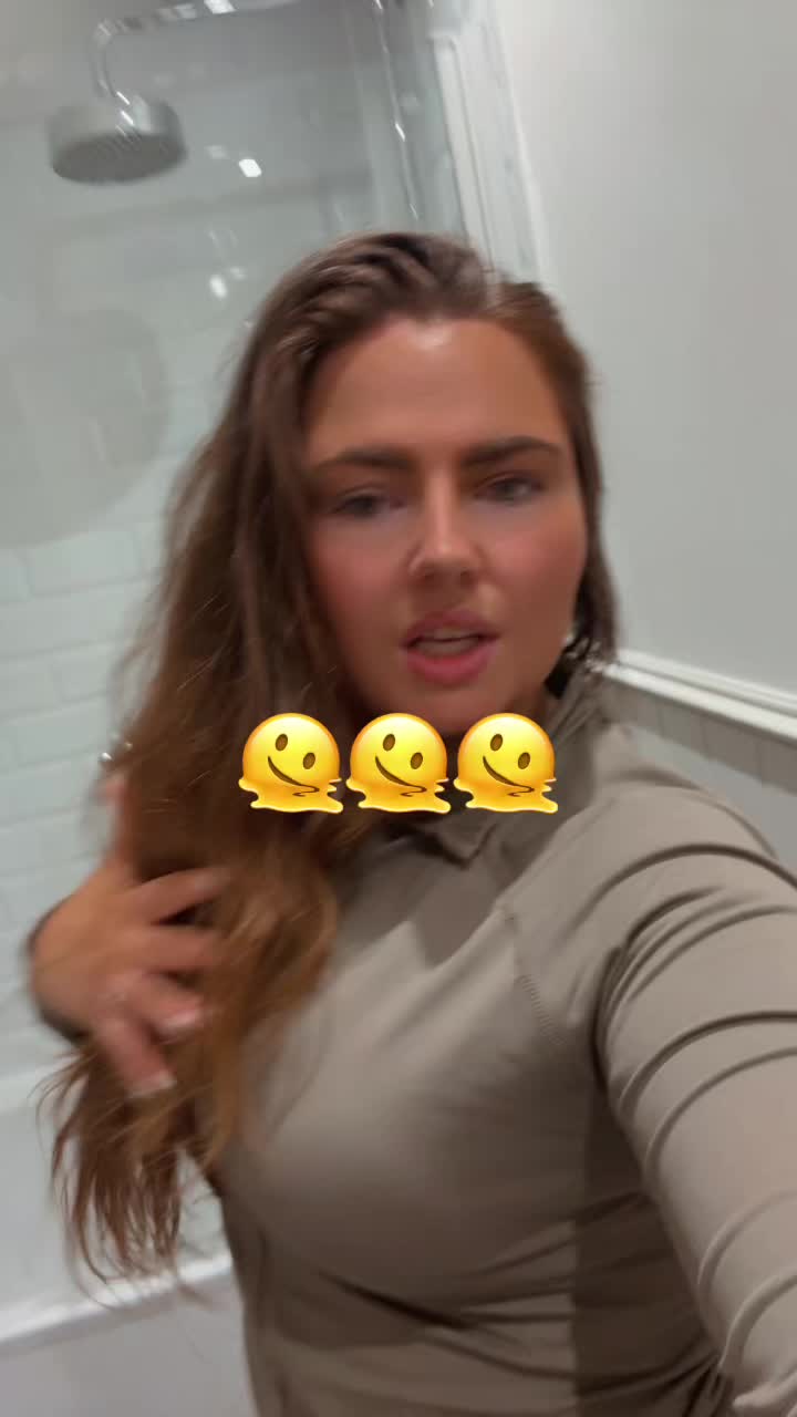 @Shes_backkkx 💗🫧🌸