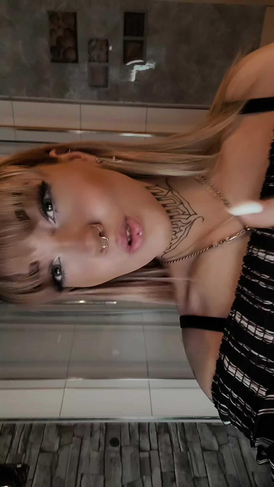 @꧁༻𝕸𝖗𝖘.𝕮𝖔𝖈𝖔𝖑𝖔𝖈𝖔💋⃤༺꧂
