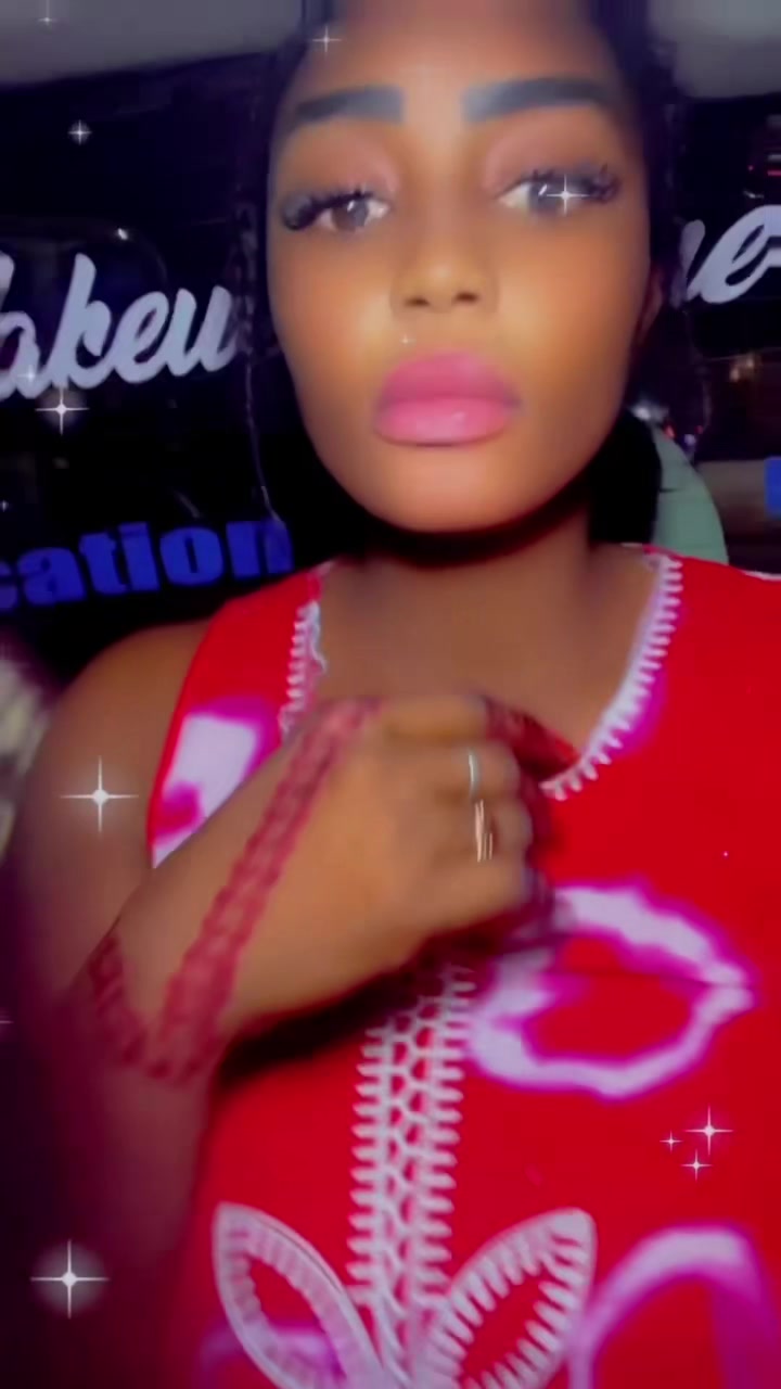 @Kenza-make up🥰