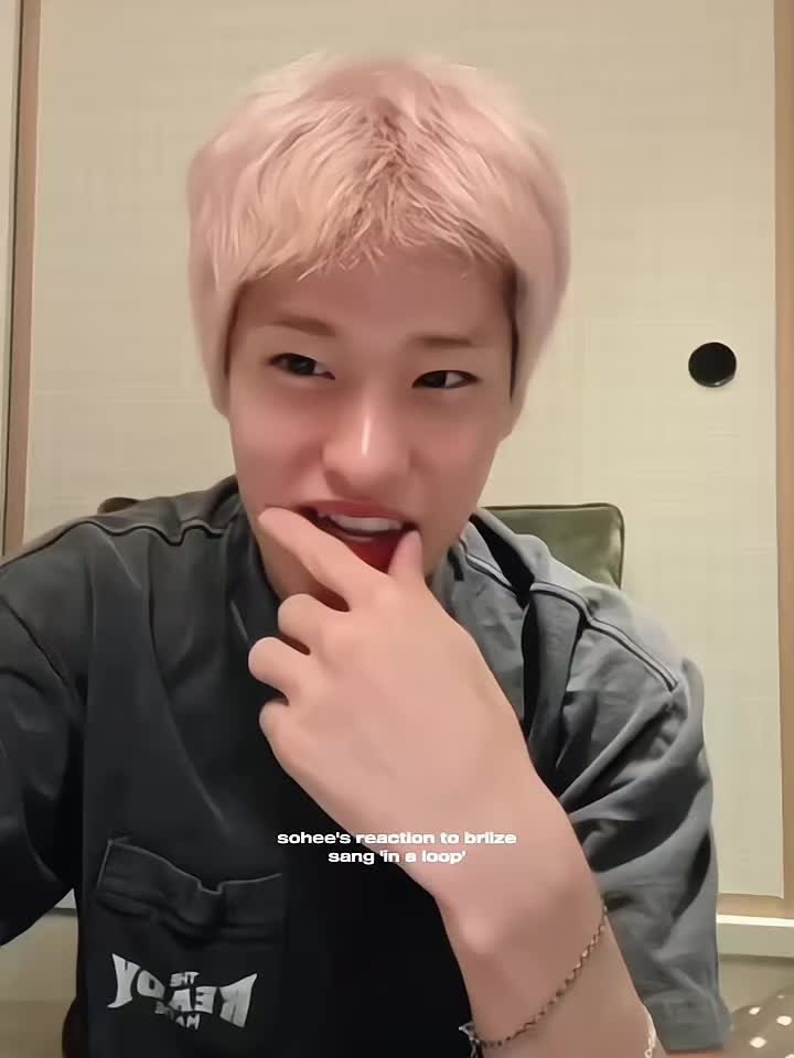 @𝓼 𝓸 𝓱 𝓮 𝓮