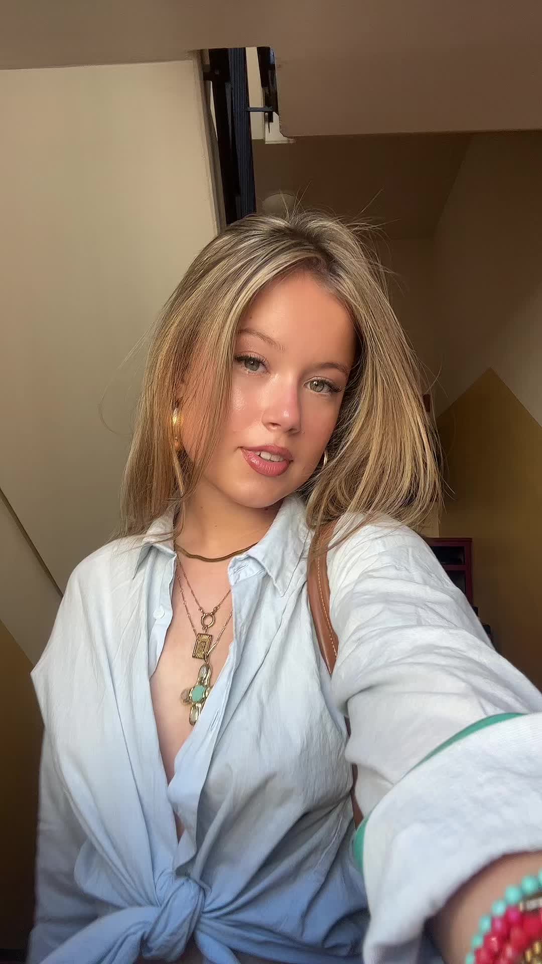 @adriana