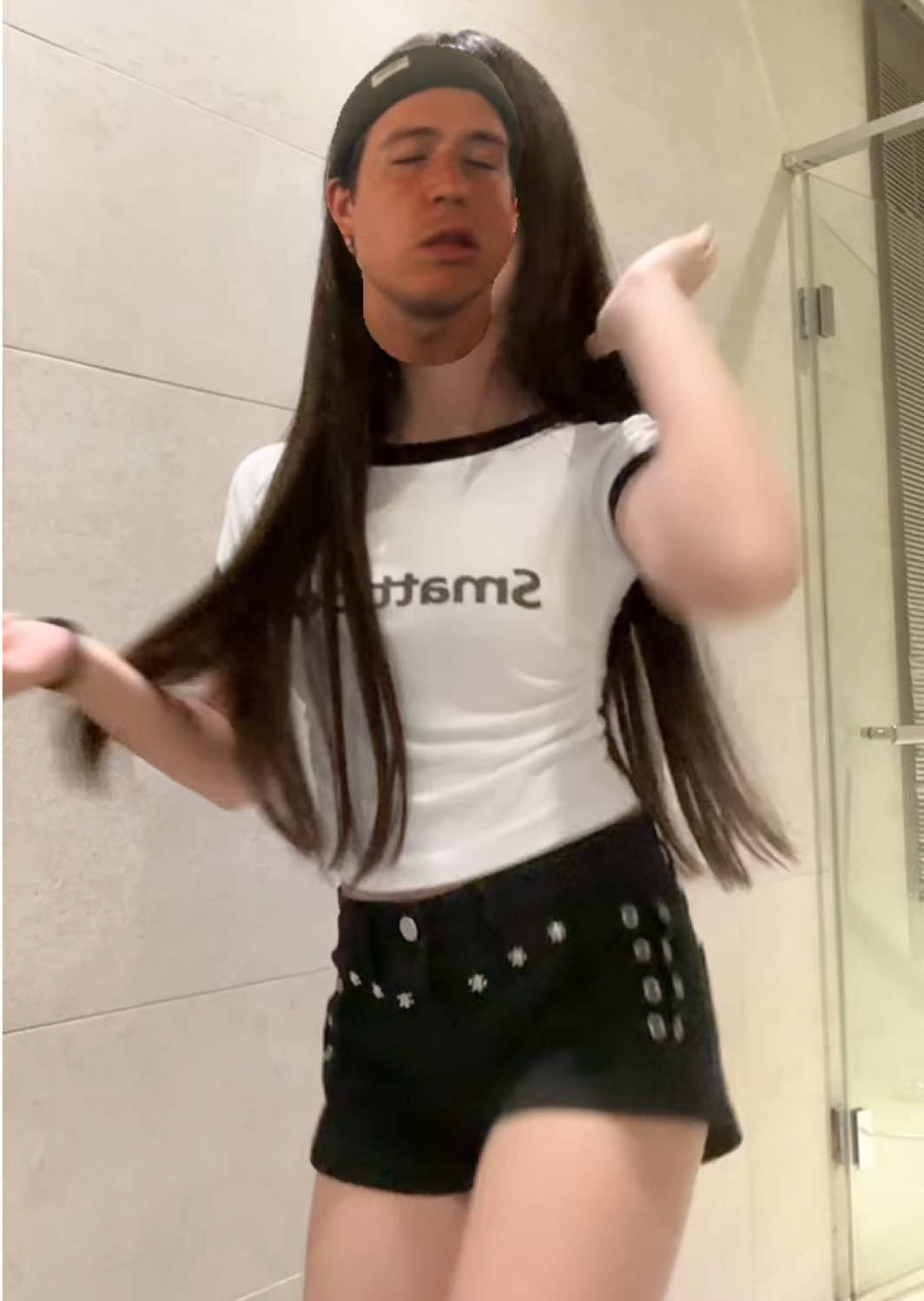 @妤乾