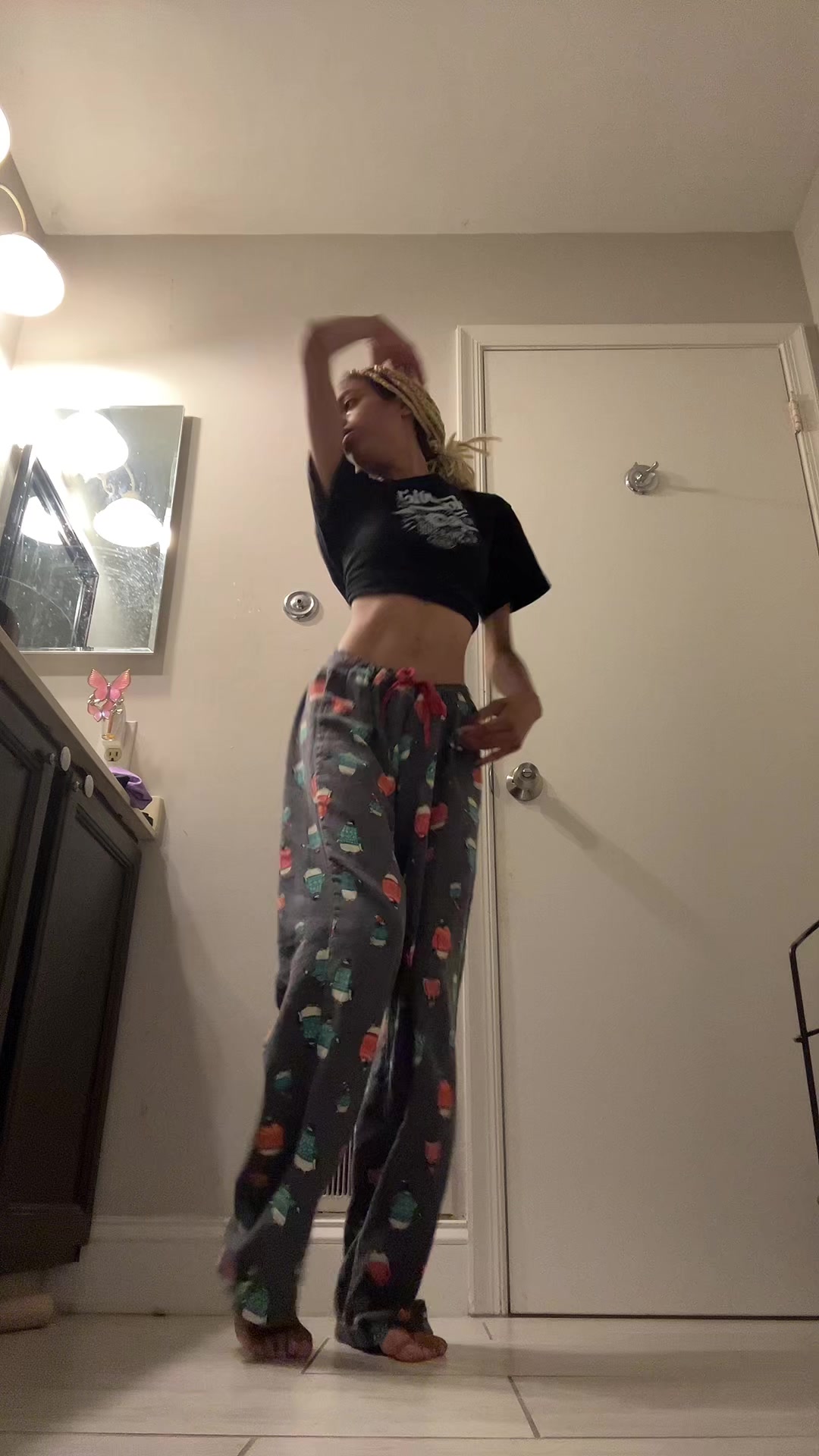 @nosmilingnini