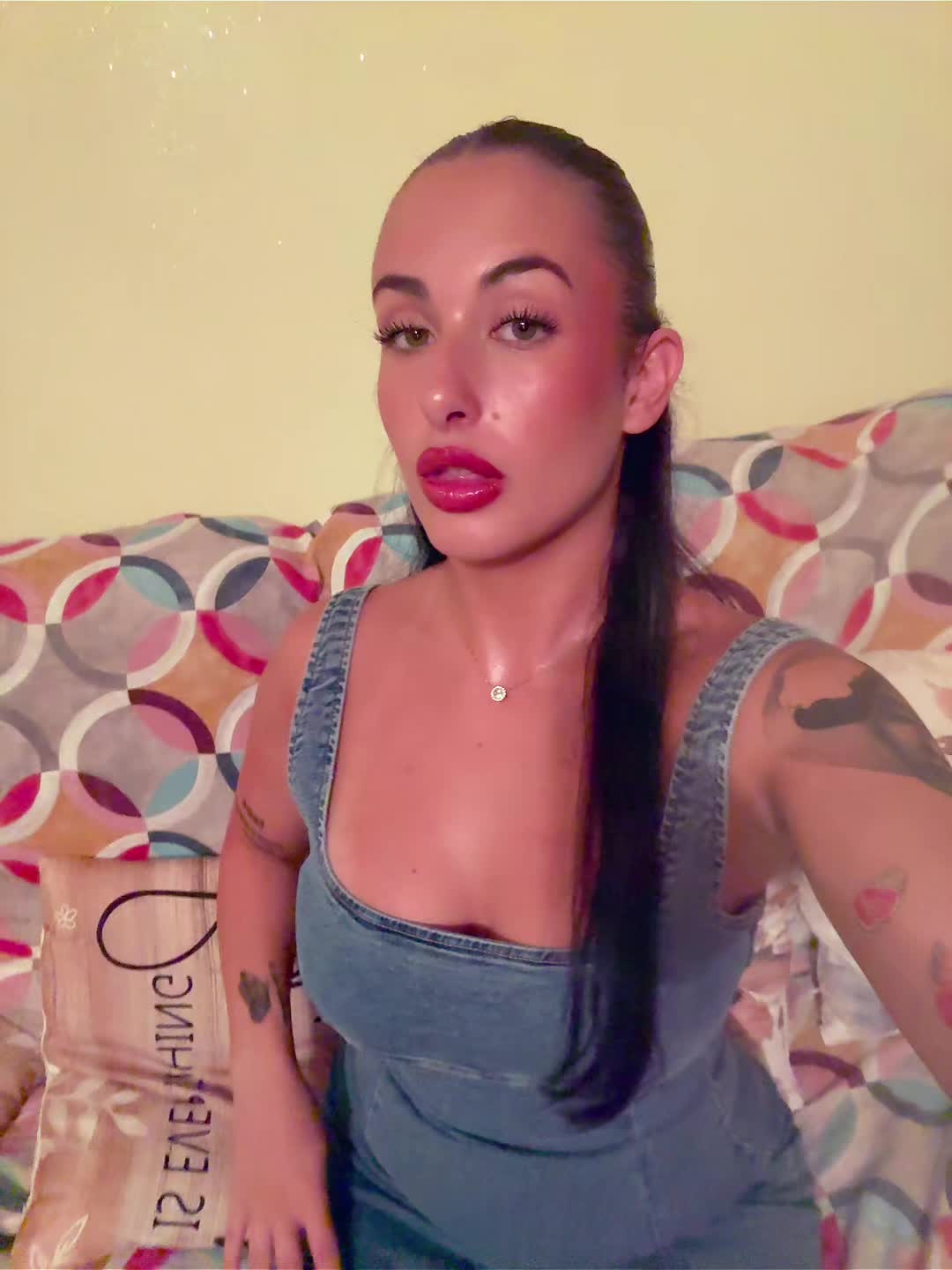 @Martina🌹