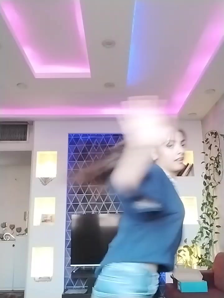 @Aisii