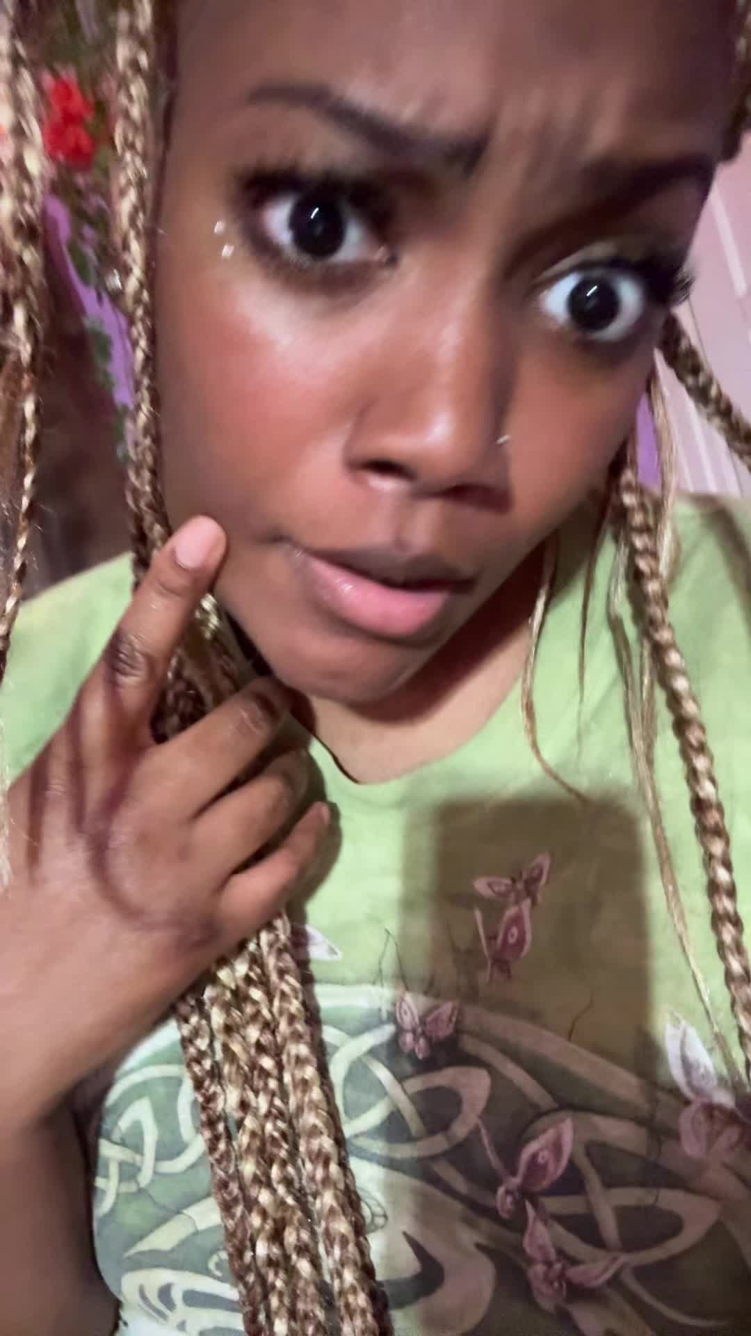 @TheyCallMeYae✨🪽🫧